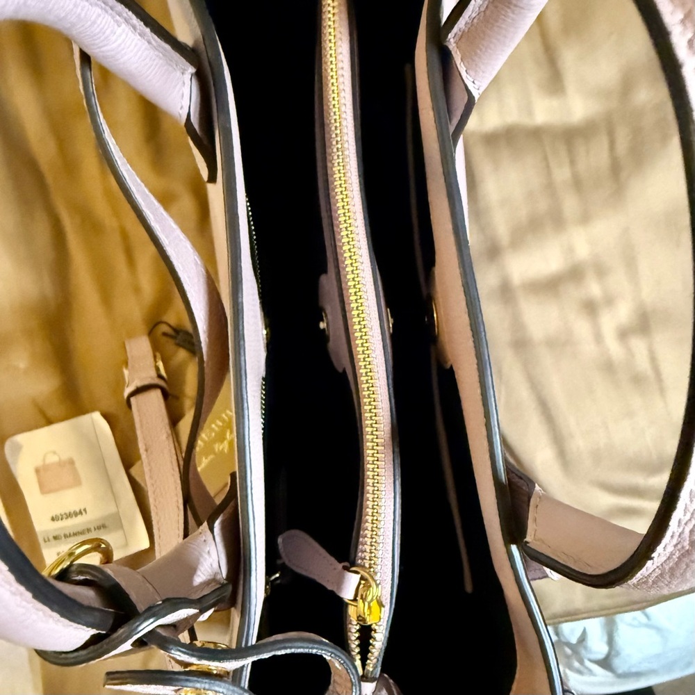 BURBERRY Derby Calfskin House Check
Medium Banner Tote Pale Orchid - Picture 8 of 9